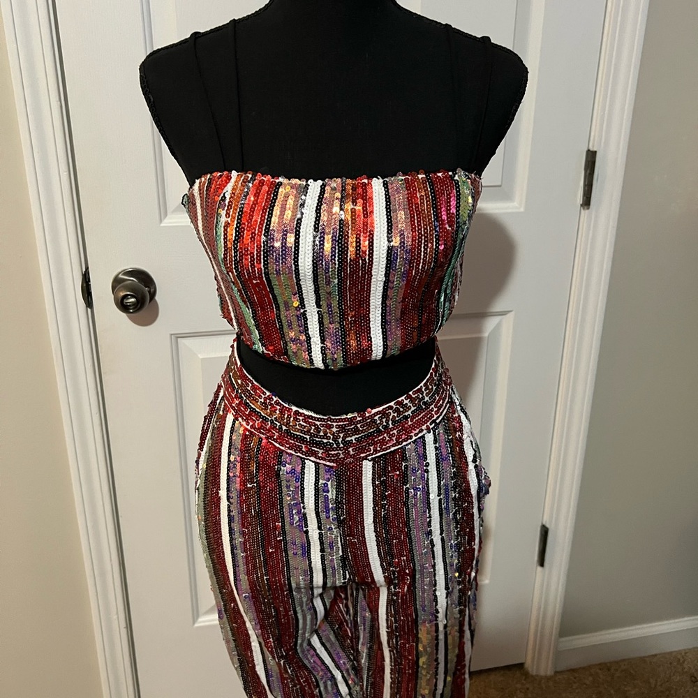 2Pc Sequin Stripe Crop Top w/Pants Set - Small